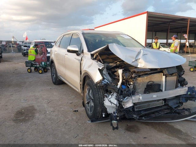 2022 KIA SORENTO HYBRID KNDRG4LGXN5062230