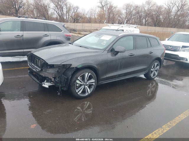 2025 VOLVO V60 CROSS COUNTRY YV4L12WK3S2149506 Photo 1