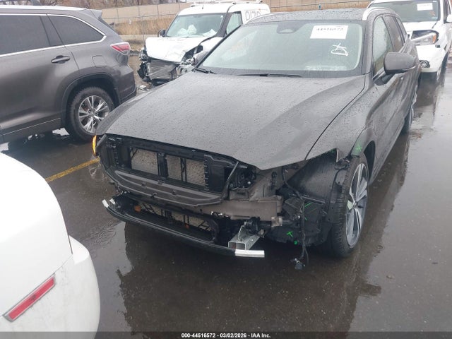 2025 VOLVO V60 CROSS COUNTRY YV4L12WK3S2149506 Photo 5