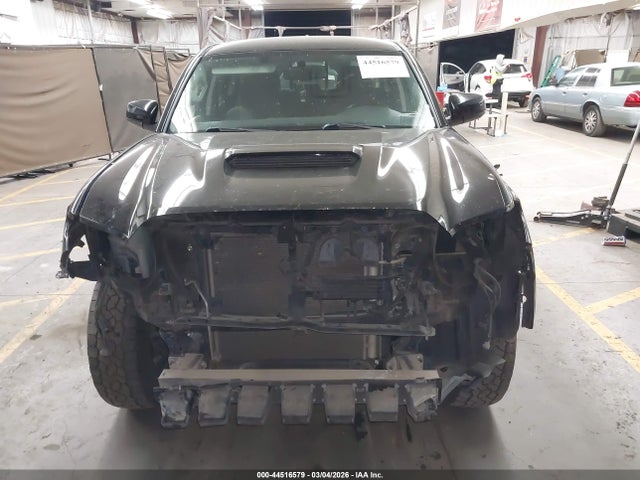 Aukcja sprzedaży 2017 Toyota Tacoma Sr5 V6, vin: 3TMCZ5AN1HM050800, numer aukcji: 44516579