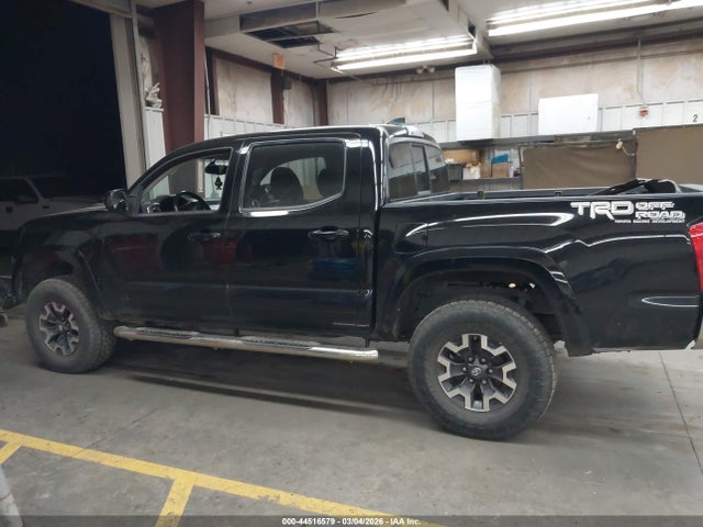 Aukcja sprzedaży 2017 Toyota Tacoma Sr5 V6, vin: 3TMCZ5AN1HM050800, numer aukcji: 44516579