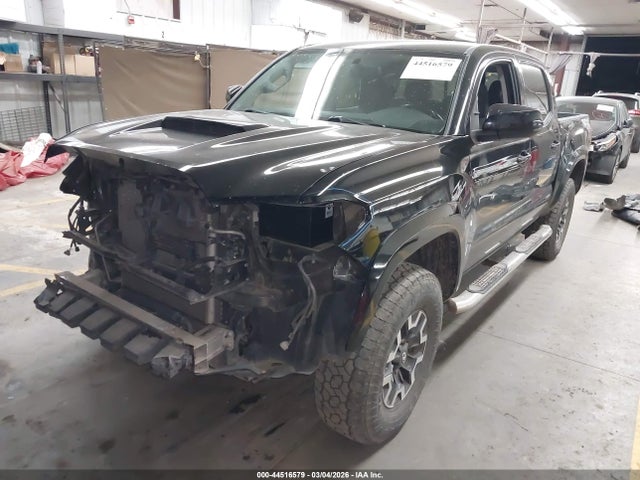 Aukcja sprzedaży 2017 Toyota Tacoma Sr5 V6, vin: 3TMCZ5AN1HM050800, numer aukcji: 44516579