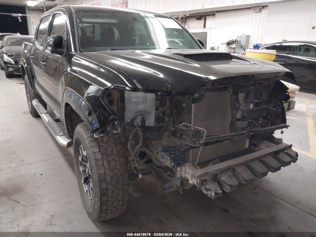 Aukcja sprzedaży 2017 Toyota Tacoma Sr5 V6, vin: 3TMCZ5AN1HM050800, numer aukcji: 44516579