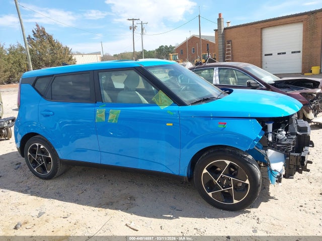 2024 Kia Soul Ex მანქანა იყიდება აუქციონზე, vin: KNDJ33AU8R7223213, აუქციონის ნომერი: 44516597