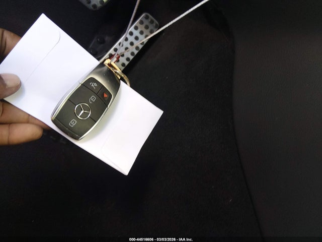 44516606 :رقم المزاد ، W1KWJ8DBXPG131221 vin ، 2023 Mercedes-benz C 300 Coupe مزاد بيع
