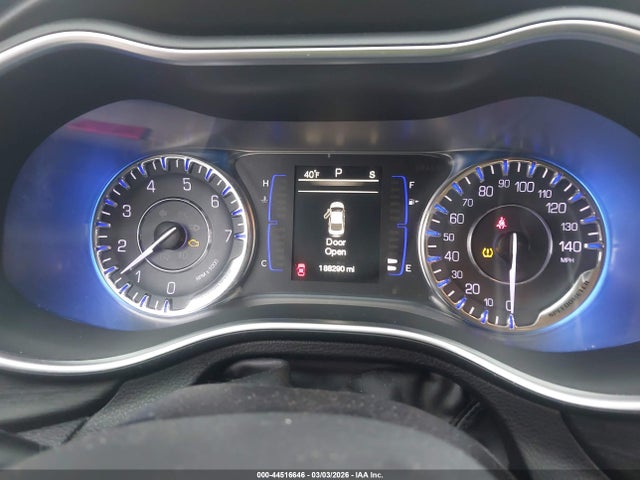 Продажа на аукционе авто 2015 Chrysler 200 Limited, vin: 1C3CCCAB3FN595187, номер лота: 44516646