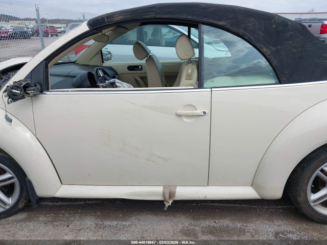 Продажа на аукционе авто 2005 Volkswagen New Beetle Gls 1.8t, vin: 3VWCD31Y75M306251, номер лота: 44516667