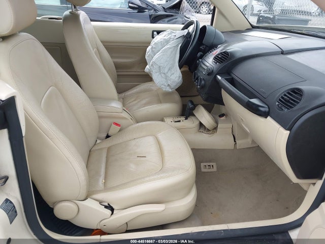 Продажа на аукционе авто 2005 Volkswagen New Beetle Gls 1.8t, vin: 3VWCD31Y75M306251, номер лота: 44516667