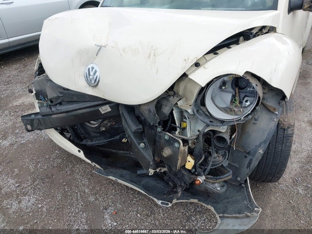 Продажа на аукционе авто 2005 Volkswagen New Beetle Gls 1.8t, vin: 3VWCD31Y75M306251, номер лота: 44516667