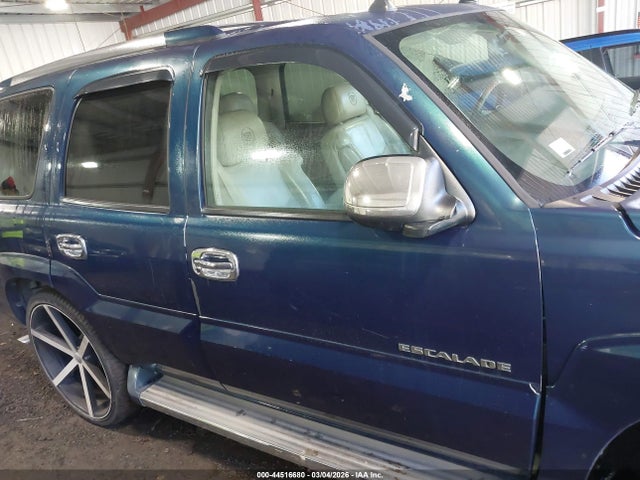 2005 Cadillac Escalade Standard მანქანა იყიდება აუქციონზე, vin: 1GYEK63N85R192694, აუქციონის ნომერი: 44516680