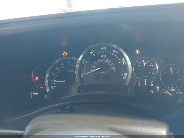 2005 Cadillac Escalade Standard მანქანა იყიდება აუქციონზე, vin: 1GYEK63N85R192694, აუქციონის ნომერი: 44516680