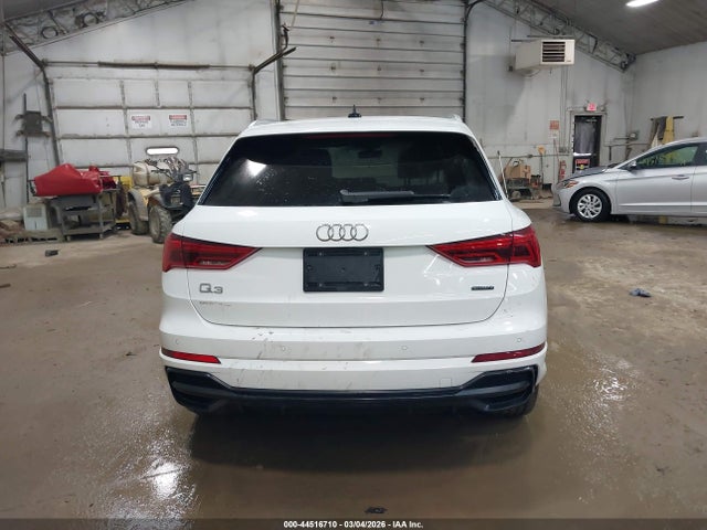 Продаж на аукціоні авто 2022 Audi Q3 Premium 45 Tfsi S Line Quattro Tiptronic, vin: WA1DECF31N1127695, номер лоту: 44516710