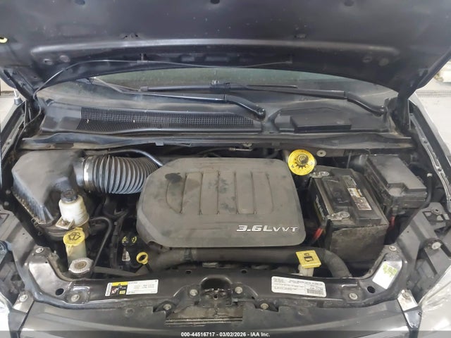 2015 Chrysler Town & Country Touring მანქანა იყიდება აუქციონზე, vin: 2C4RC1BG3FR707591, აუქციონის ნომერი: 44516717
