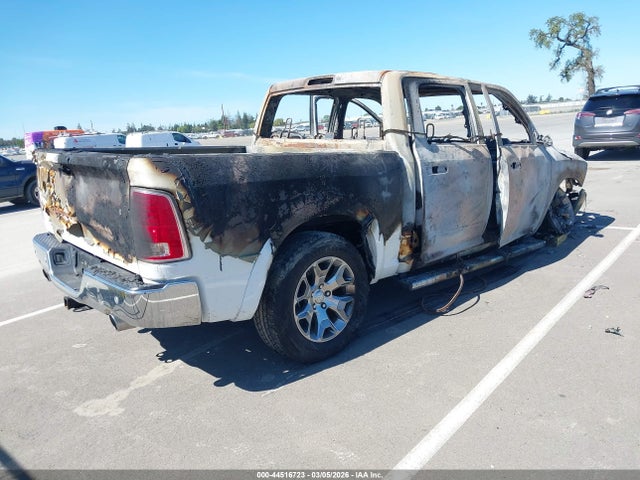 1C6RR6NM5KS709680 RAM 1500 Classic Laramie 4x2 5&#039;7 Box
