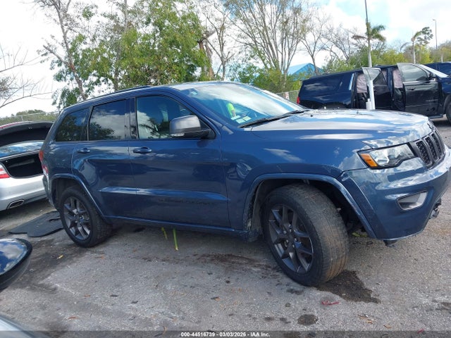 44516739 :رقم المزاد ، 1C4RJEBG6MC802794 vin ، 2021 Jeep Grand Cherokee 80th Anniversary 4x2 مزاد بيع