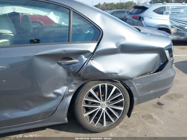 Aukcja sprzedaży 2016 Volkswagen Jetta 1.8t Sport, vin: 3VWD17AJ7GM217581, numer aukcji: 44516740