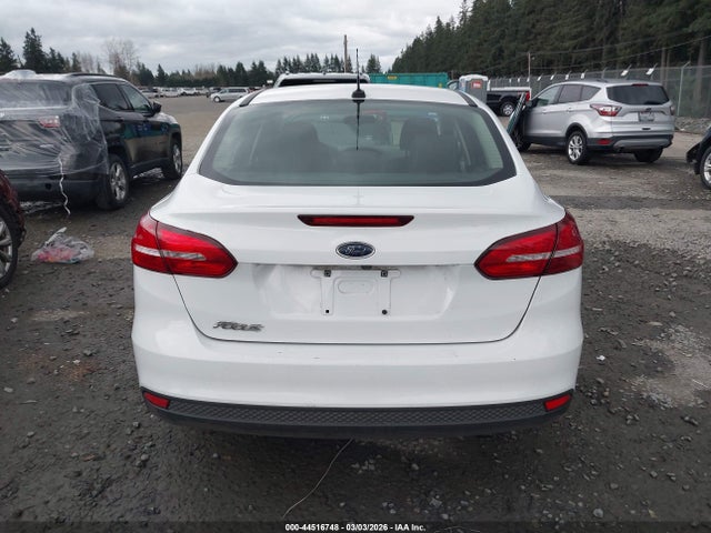 Ford FOCUS S 2017 1FADP3E28HL348587 Image 16