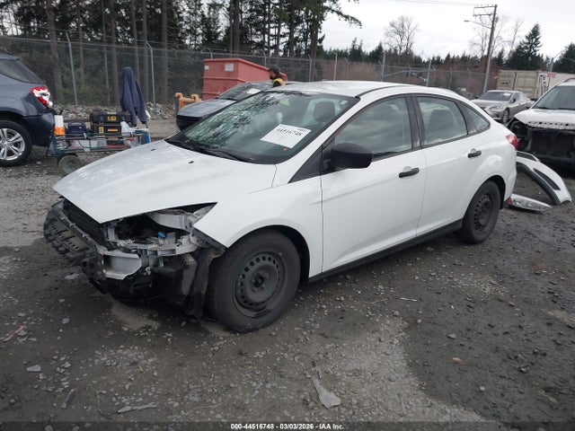Ford FOCUS S 2017 1FADP3E28HL348587 Image 2