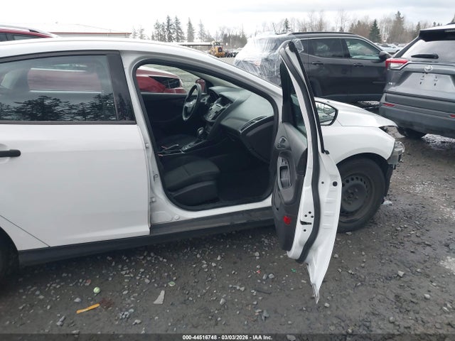 Ford FOCUS S 2017 1FADP3E28HL348587 Image 5