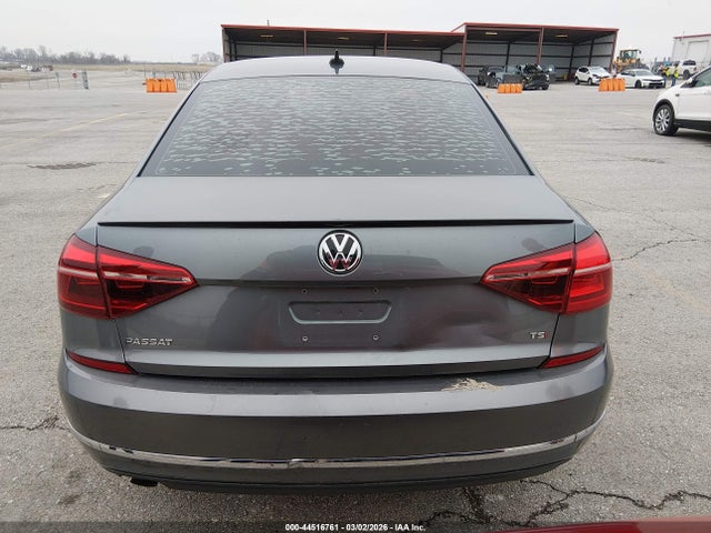 2019 Volkswagen Passat 2.0t Wolfsburg Edition მანქანა იყიდება აუქციონზე, vin: 1VWLA7A39KC010262, აუქციონის ნომერი: 44516761