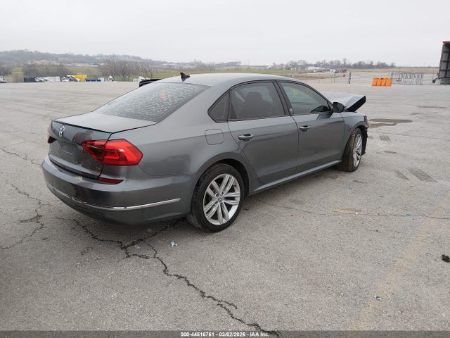 2019 Volkswagen Passat 2.0t Wolfsburg Edition მანქანა იყიდება აუქციონზე, vin: 1VWLA7A39KC010262, აუქციონის ნომერი: 44516761