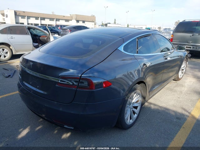 2017 TESLA MODEL S 5YJSA1E15HF203766 Photo 3