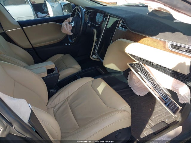2017 TESLA MODEL S 5YJSA1E15HF203766 Photo 4