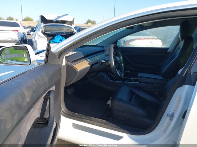 2020 TESLA MODEL 3 5YJ3E1EA0LF613814 Photo 4