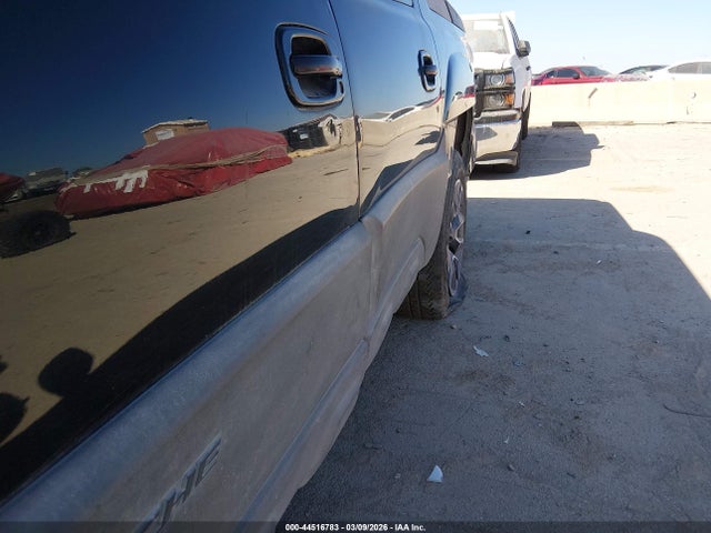 2004 Chevrolet Avalanche 1500 მანქანა იყიდება აუქციონზე, vin: 3GNEK12T14G267475, აუქციონის ნომერი: 44516783