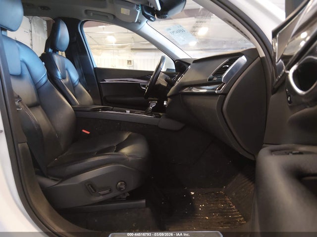2017 VOLVO XC90 YV4A22PK7H1140292 Photo 4