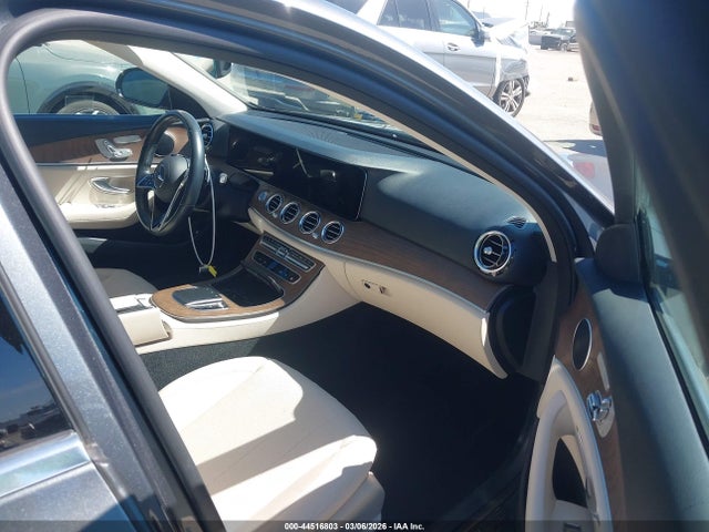 Продажа на аукционе авто 2021 Mercedes-benz E 350, vin: W1KZF8DB3MA897563, номер лота: 44516803