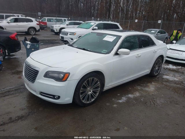 2013 CHRYSLER 300 2C3CCABT7DH710021 Photo 1