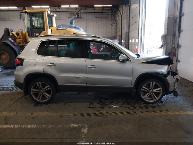 2013 Volkswagen Tiguan S/se/sel მანქანა იყიდება აუქციონზე, vin: WVGBV7AX4DW538102, აუქციონის ნომერი: 44516824
