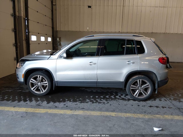 2013 Volkswagen Tiguan S/se/sel მანქანა იყიდება აუქციონზე, vin: WVGBV7AX4DW538102, აუქციონის ნომერი: 44516824