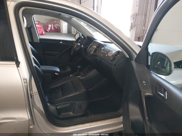 2013 Volkswagen Tiguan S/se/sel მანქანა იყიდება აუქციონზე, vin: WVGBV7AX4DW538102, აუქციონის ნომერი: 44516824