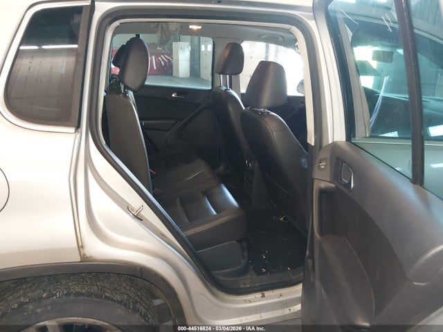 2013 Volkswagen Tiguan S/se/sel მანქანა იყიდება აუქციონზე, vin: WVGBV7AX4DW538102, აუქციონის ნომერი: 44516824