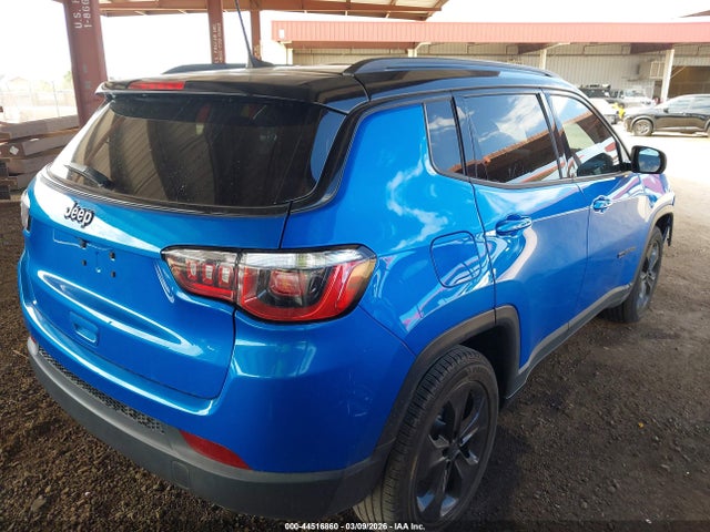 3C4NJCBB0JT471573 Jeep Compass Altitude Fwd