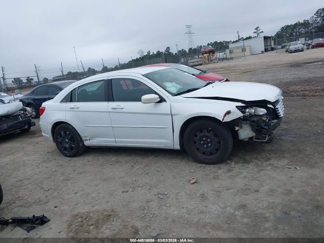 Aukcja sprzedaży 2011 Chrysler 200 Lx, vin: 1C3BC4FB8BN558348, numer aukcji: 44516896