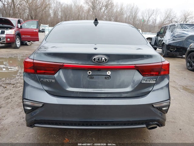 2021 Kia Forte Lxs მანქანა იყიდება აუქციონზე, vin: 3KPF24AD2ME264587, აუქციონის ნომერი: 44516917
