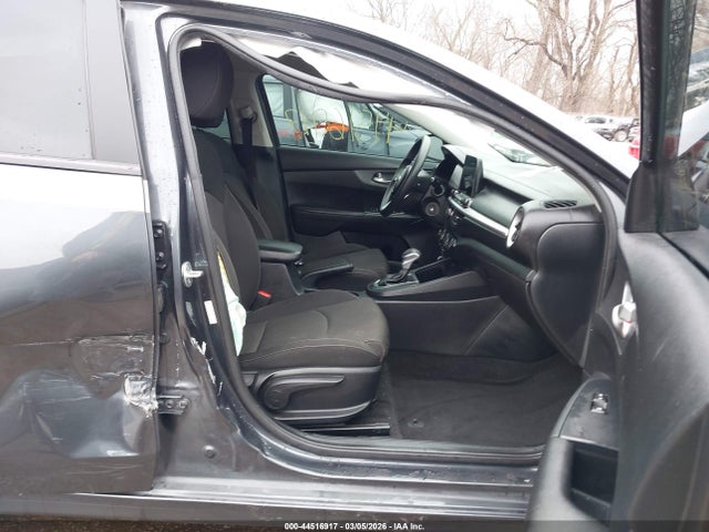 2021 Kia Forte Lxs მანქანა იყიდება აუქციონზე, vin: 3KPF24AD2ME264587, აუქციონის ნომერი: 44516917