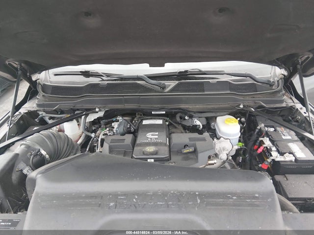 2022 Ram 2500 Tradesman  4x4 6'4 Box მანქანა იყიდება აუქციონზე, vin: 3C6UR5CL2NG393018, აუქციონის ნომერი: 44516924