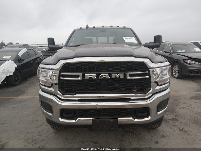 2022 Ram 2500 Tradesman  4x4 6'4 Box მანქანა იყიდება აუქციონზე, vin: 3C6UR5CL2NG393018, აუქციონის ნომერი: 44516924