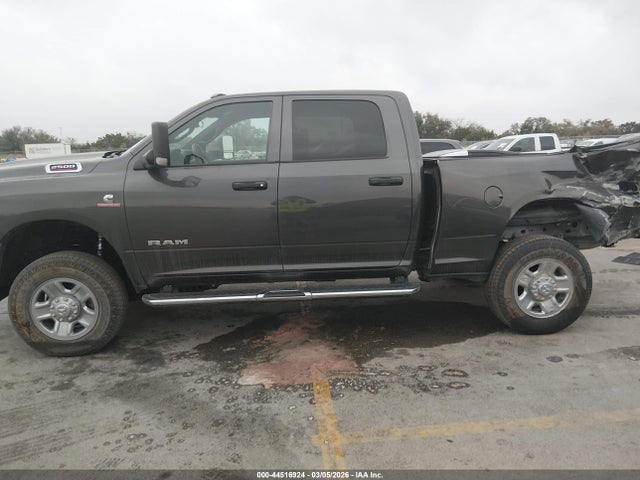 2022 Ram 2500 Tradesman  4x4 6'4 Box მანქანა იყიდება აუქციონზე, vin: 3C6UR5CL2NG393018, აუქციონის ნომერი: 44516924