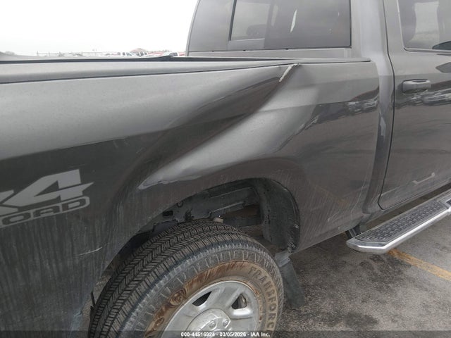 2022 Ram 2500 Tradesman  4x4 6'4 Box მანქანა იყიდება აუქციონზე, vin: 3C6UR5CL2NG393018, აუქციონის ნომერი: 44516924