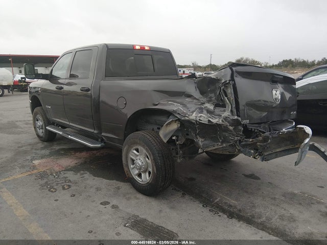 2022 Ram 2500 Tradesman  4x4 6'4 Box მანქანა იყიდება აუქციონზე, vin: 3C6UR5CL2NG393018, აუქციონის ნომერი: 44516924