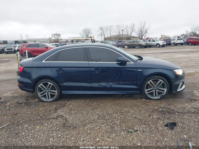 WAUJ8GFF1H1059885 Audi A3 2.0t Premium
