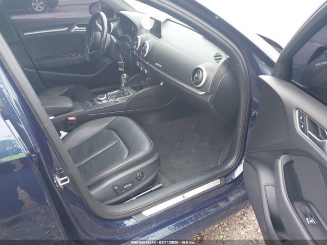 2017 AUDI A3 WAUJ8GFF1H1059885 Photo 4