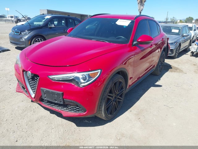 2018 ALFA ROMEO STELVIO ZASFAKNN0J7B73041 Photo 1