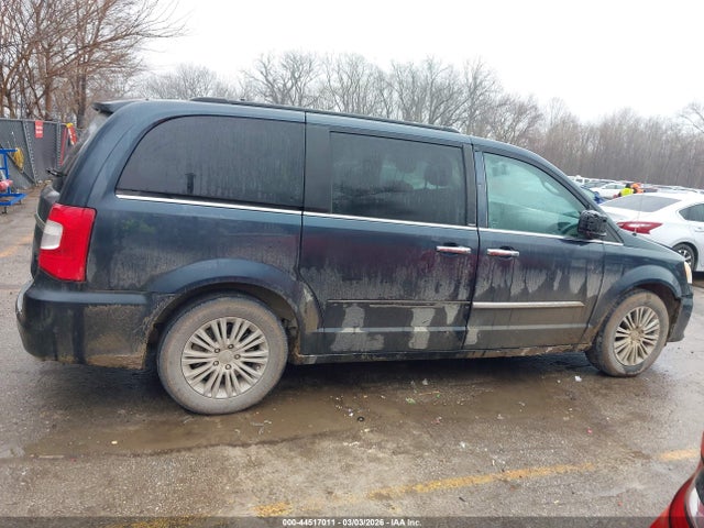 Продажа на аукционе авто 2014 Chrysler Town & Country Touring-l, vin: 2C4RC1CG1ER163878, номер лота: 44517011