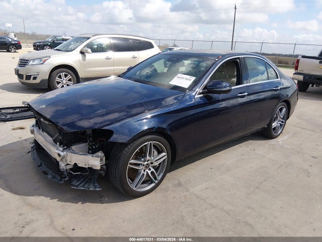 2019 Mercedes-benz E 300 მანქანა იყიდება აუქციონზე, vin: WDDZF4JB8KA587709, აუქციონის ნომერი: 44517031